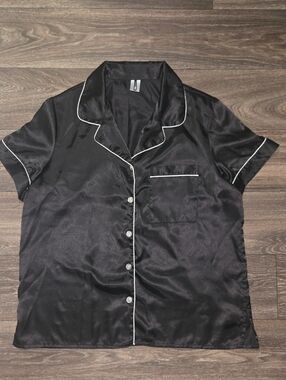 Forever 21 Satin Button Up Pajama Top – Size 1X NWOT
